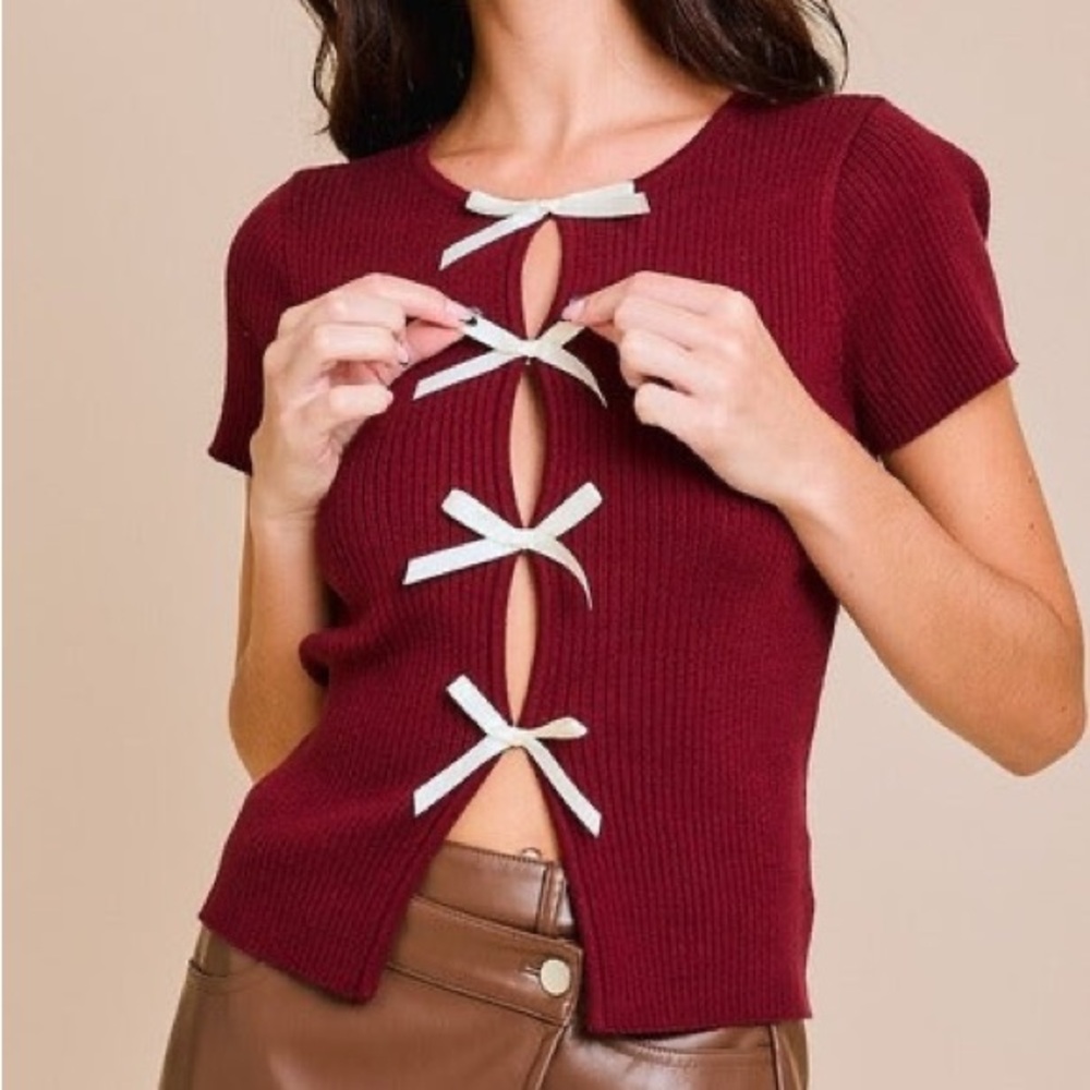 Satin bow knit top - Picture 2 of 6